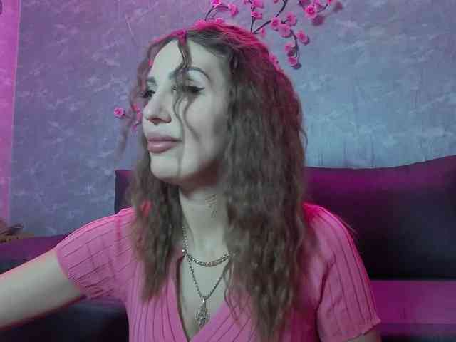 SexyKitty75-1 webcam