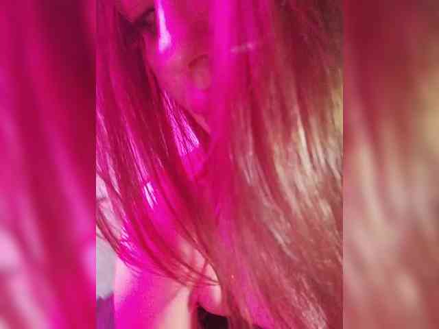 SexyKitty75-1 webcam