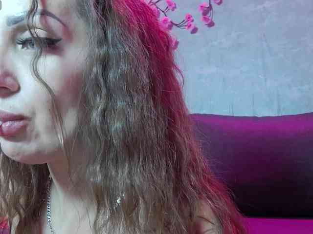 SexyKitty75-1 webcam
