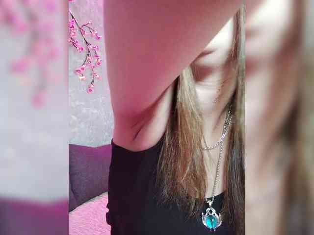 SexyKitty75-1 webcam