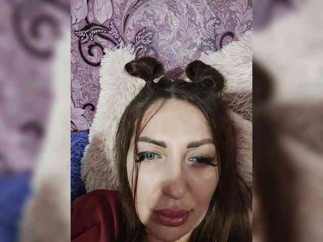 SexyKitty75-1 webcam