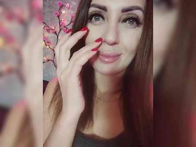 SexyKitty75-1 Live Webcam on BongaCams