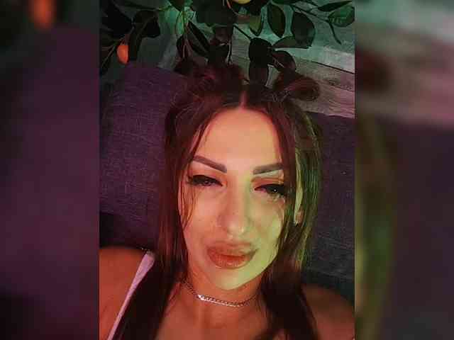 SexyKitty75-1 webcam