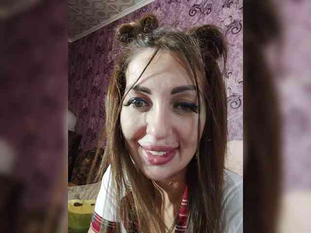 SexyKitty75-1 webcam