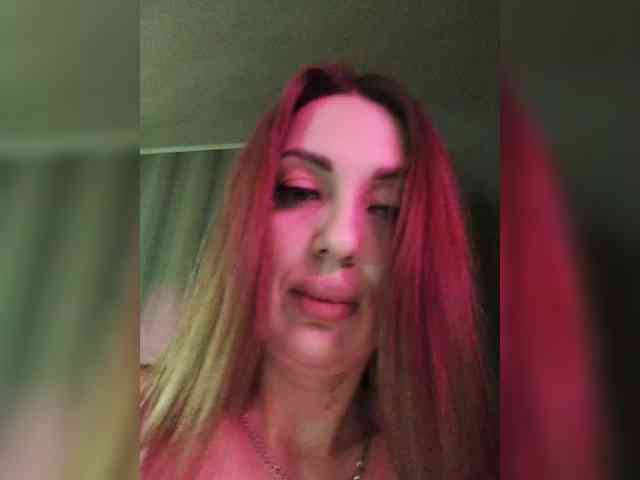 SexyKitty75-1 webcam