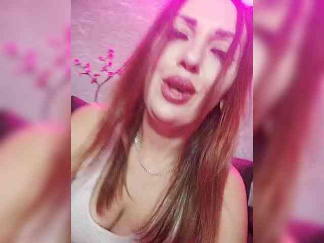 SexyKitty75-1 webcam