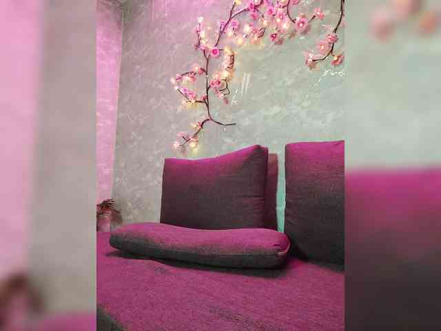 SexyKitty75-1 webcam