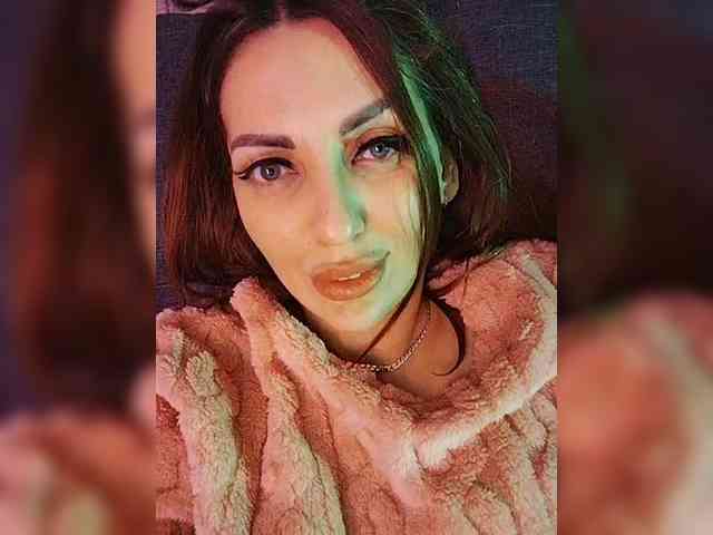 SexyKitty75-1 webcam