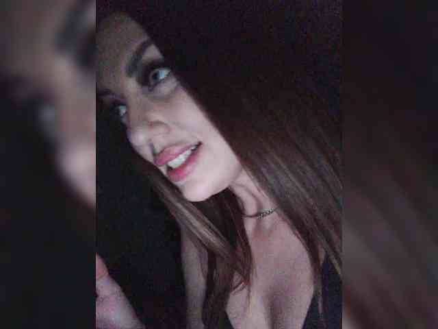 SexyKitty75-1 webcam