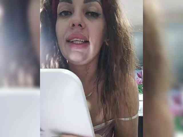 SexyKitty75-1 webcam