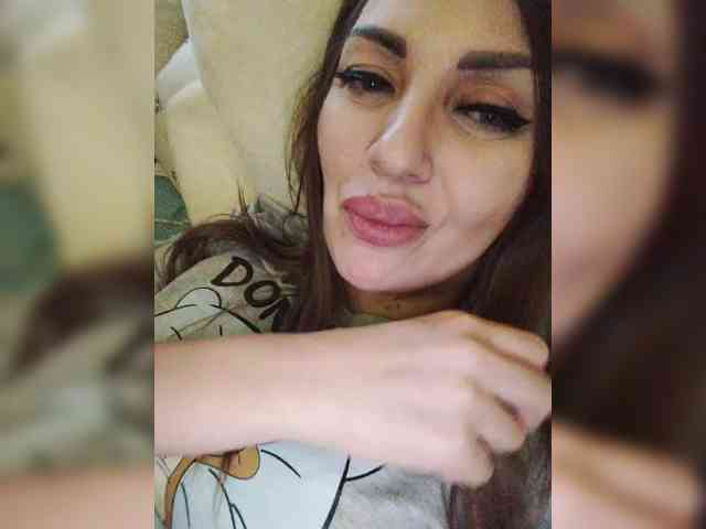 SexyKitty75-1 webcam