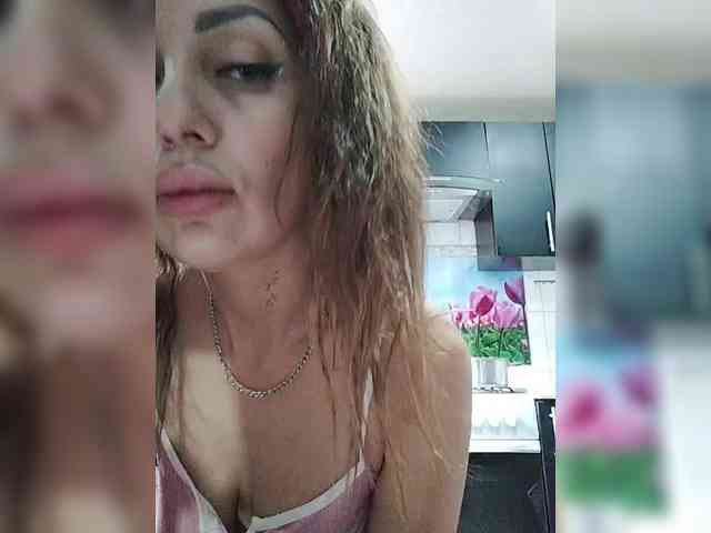 SexyKitty75-1 webcam