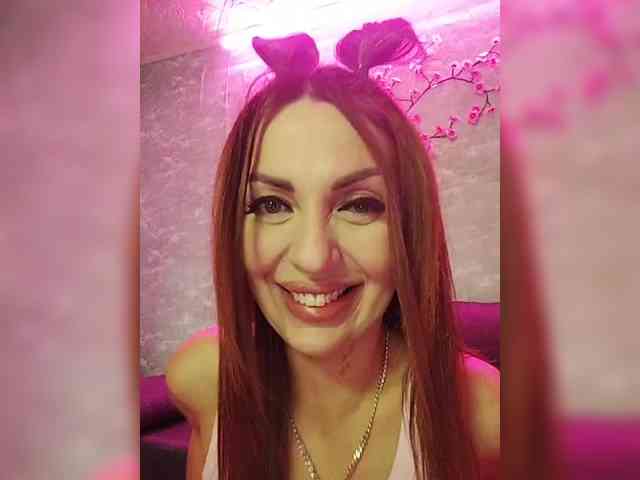 SexyKitty75-1 webcam