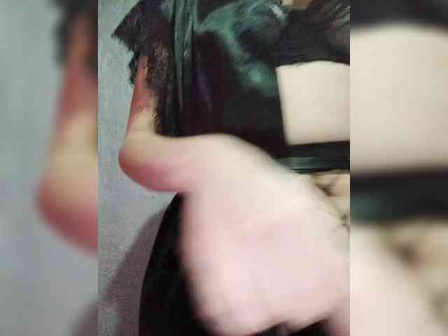 SexyKitty75-1 webcam