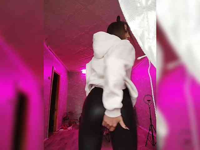 SexyKitty75-1 webcam