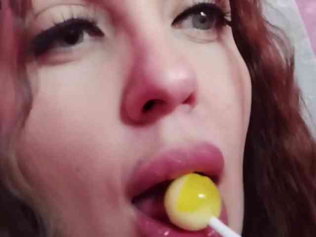 SexyKitty75-1 webcam