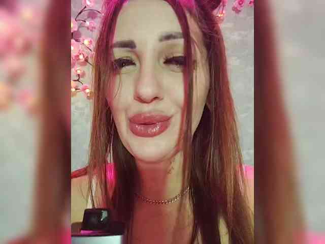 SexyKitty75-1 webcam