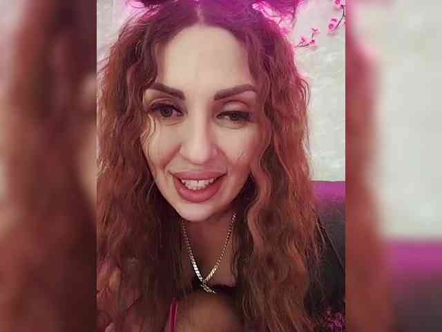 SexyKitty75-1 webcam