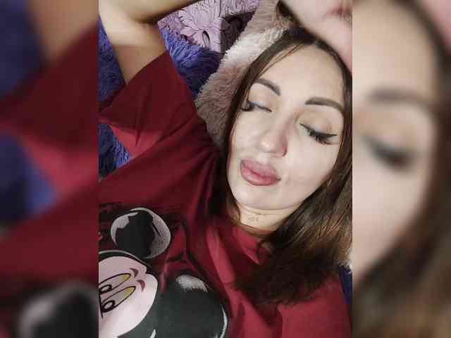 SexyKitty75-1 webcam
