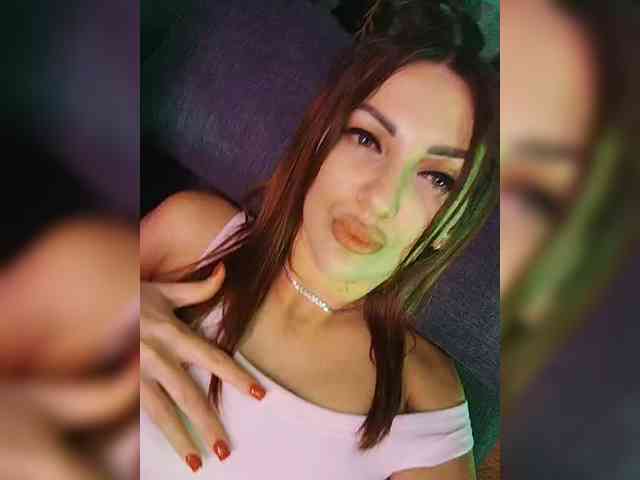 SexyKitty75-1 webcam