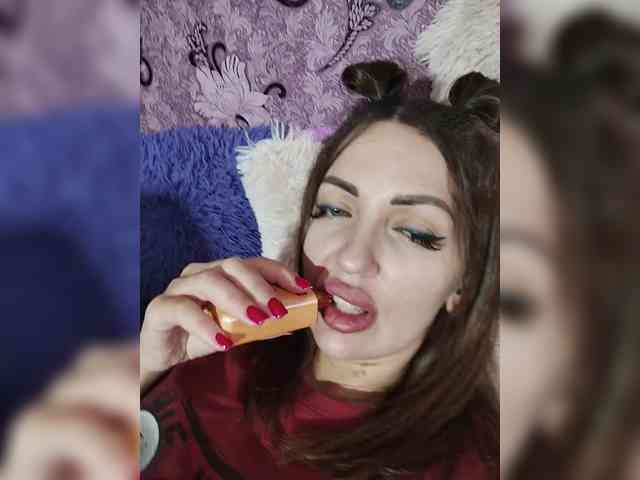 SexyKitty75-1 webcam