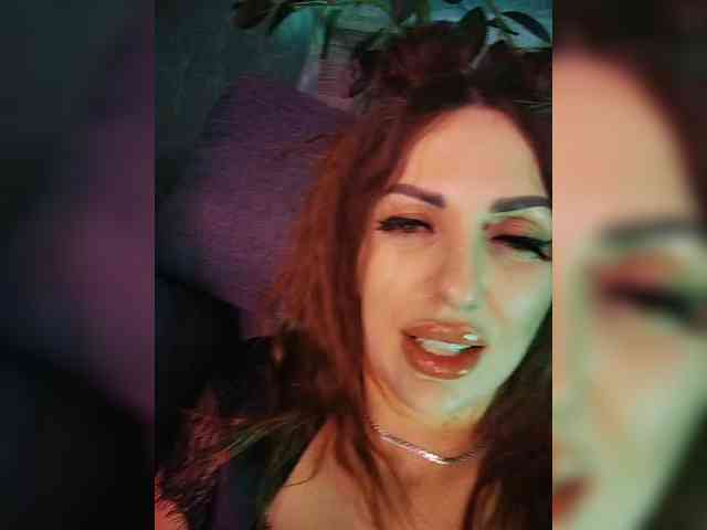 SexyKitty75-1 webcam