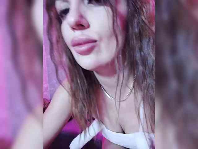 SexyKitty75-1 webcam