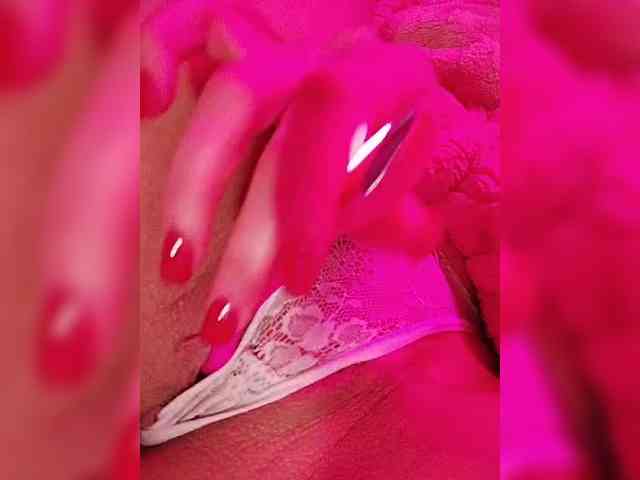 SexyKitty75-1 webcam