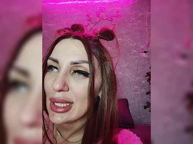 SexyKitty75-1 webcam