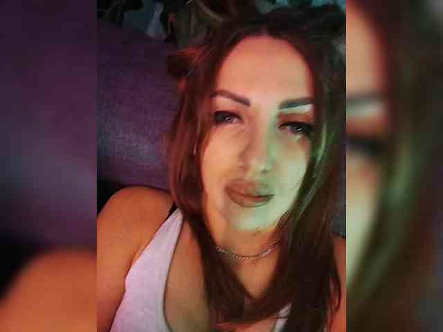 SexyKitty75-1 webcam