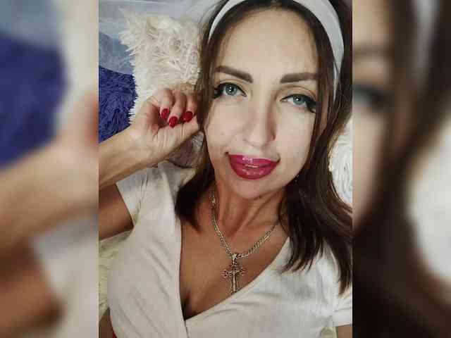 SexyKitty75-1 webcam