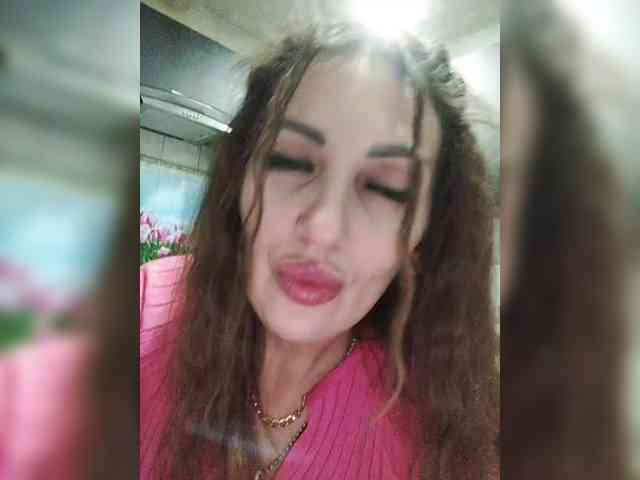 SexyKitty75-1 webcam