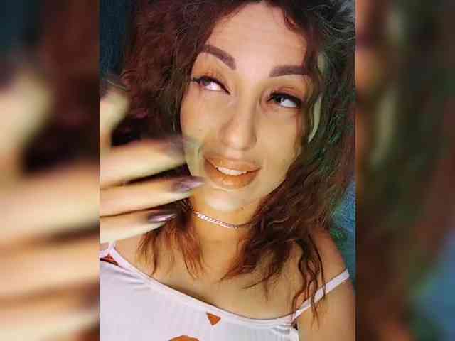 SexyKitty75-1 webcam