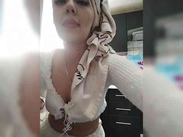 SexyKitty75-1 webcam