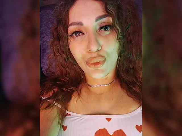 SexyKitty75-1 webcam