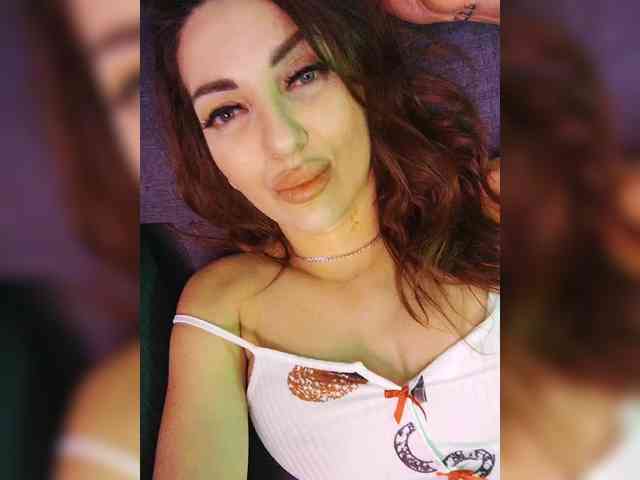 SexyKitty75-1 webcam