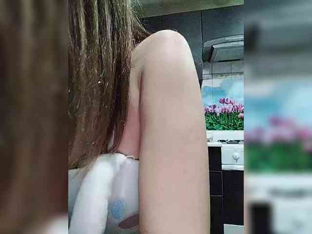 SexyKitty75-1 webcam