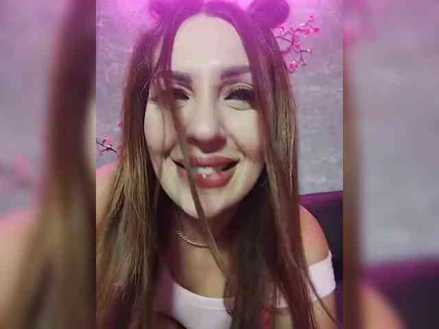 SexyKitty75-1 webcam