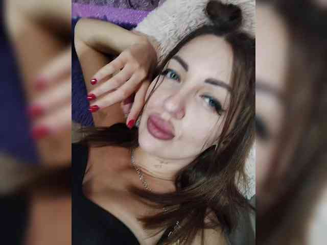 SexyKitty75-1 webcam