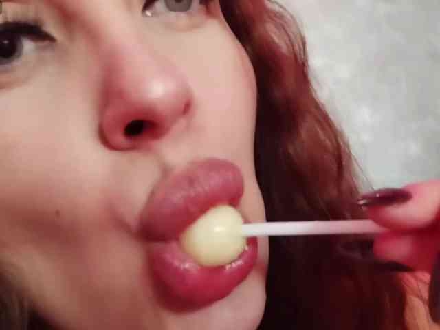 SexyKitty75-1 webcam
