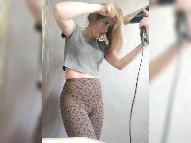 SexyKitty75-1 webcam