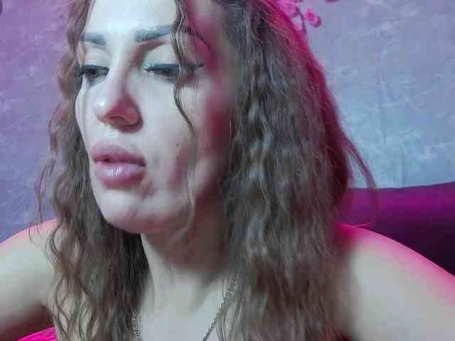 SexyKitty75-1 webcam