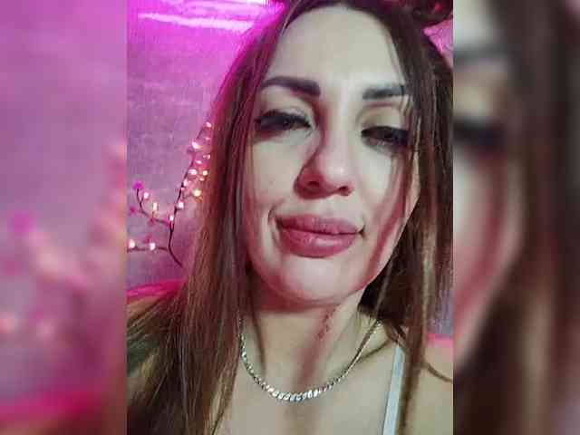 SexyKitty75-1 webcam