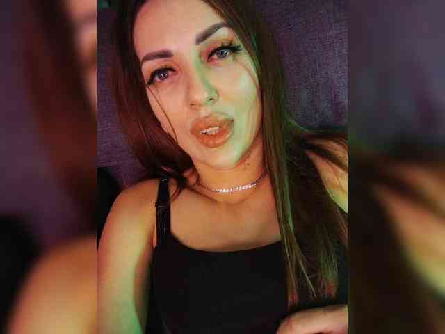 SexyKitty75-1 webcam