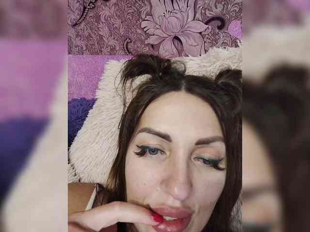SexyKitty75-1 webcam
