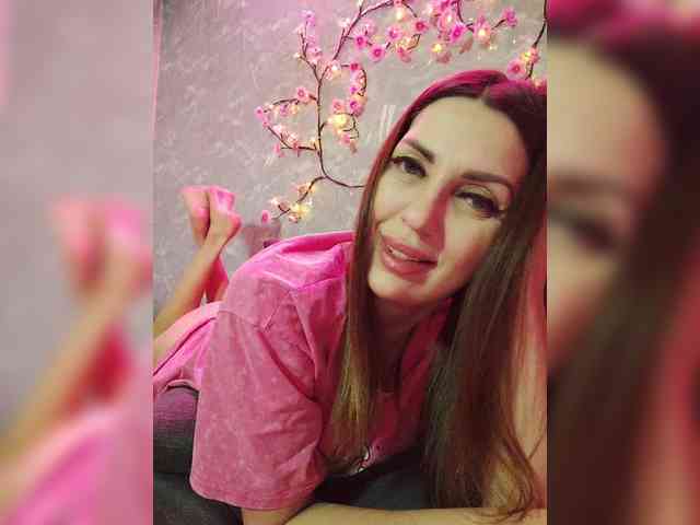 SexyKitty75-1 webcam