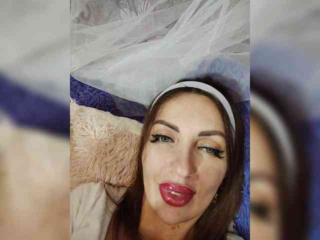 SexyKitty75-1 webcam