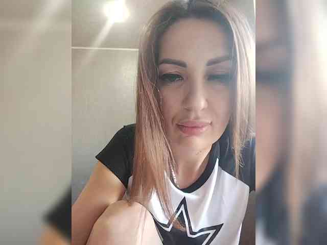 SexyKitty75-1 webcam