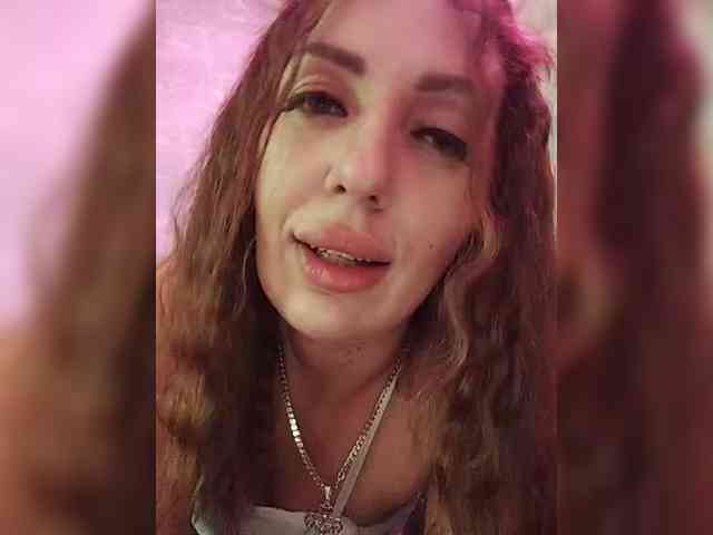 SexyKitty75-1 webcam