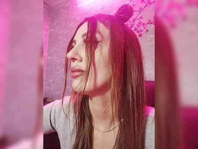 SexyKitty75-1 webcam